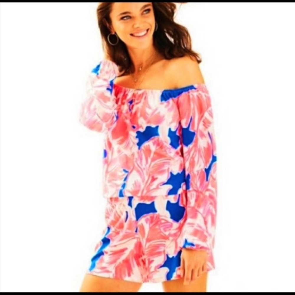 Size XS Lilly Pulitzer long sleeve romper.